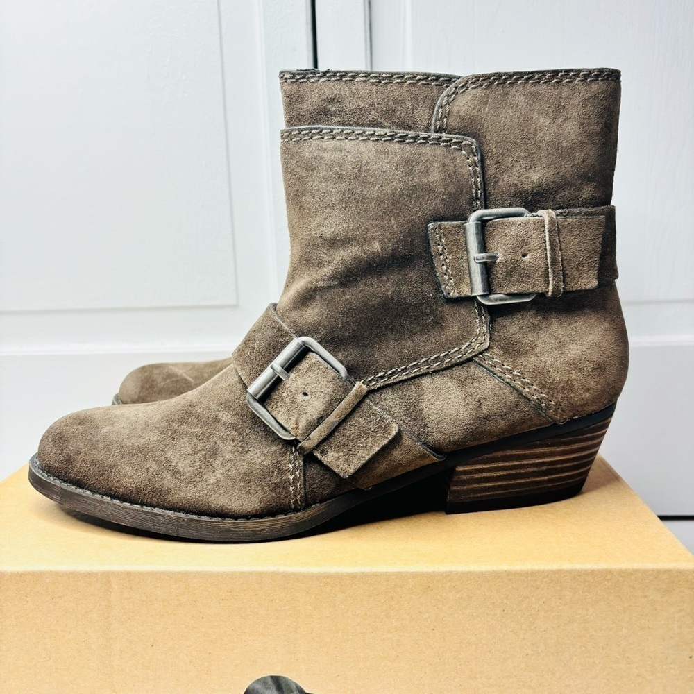 New NINE WEST Vasabady Dark Brown Heeled Boots Size 9